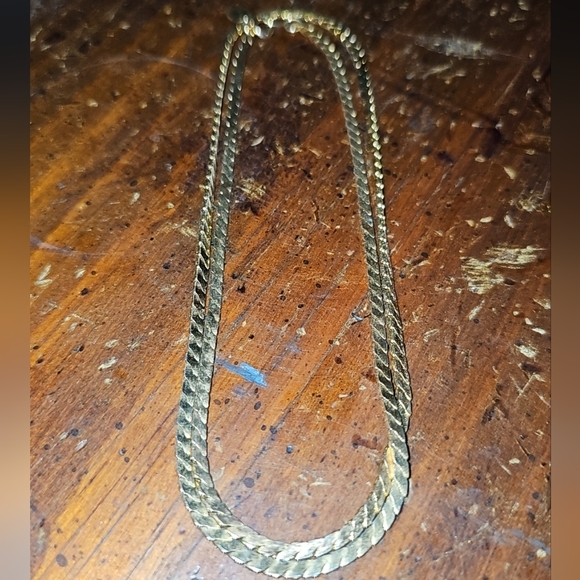 Chain - Picture 3 of 3